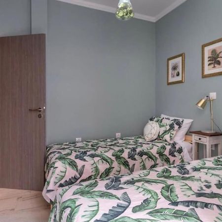 Artistic Apt In Vibrant Gazi With Large Terrace By Ghh أثينا المظهر الخارجي الصورة