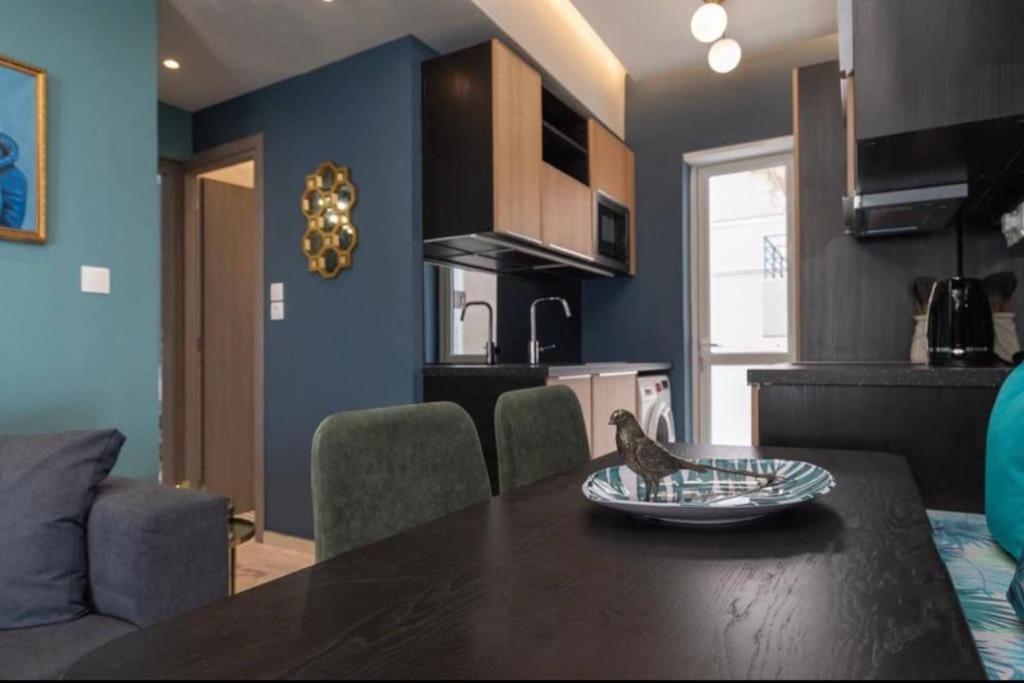 Artistic Apt In Vibrant Gazi With Large Terrace By Ghh أثينا المظهر الخارجي الصورة