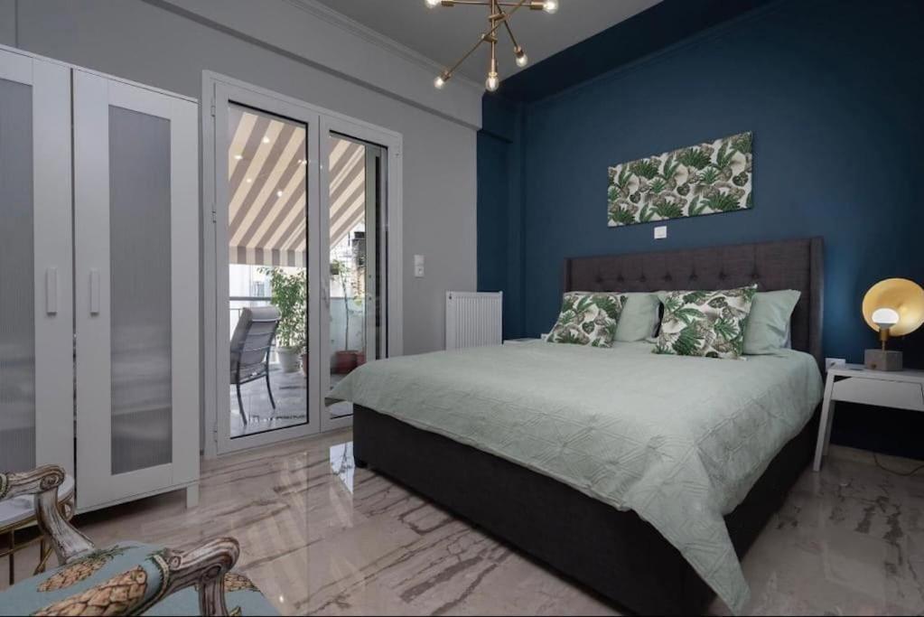Artistic Apt In Vibrant Gazi With Large Terrace By Ghh أثينا المظهر الخارجي الصورة